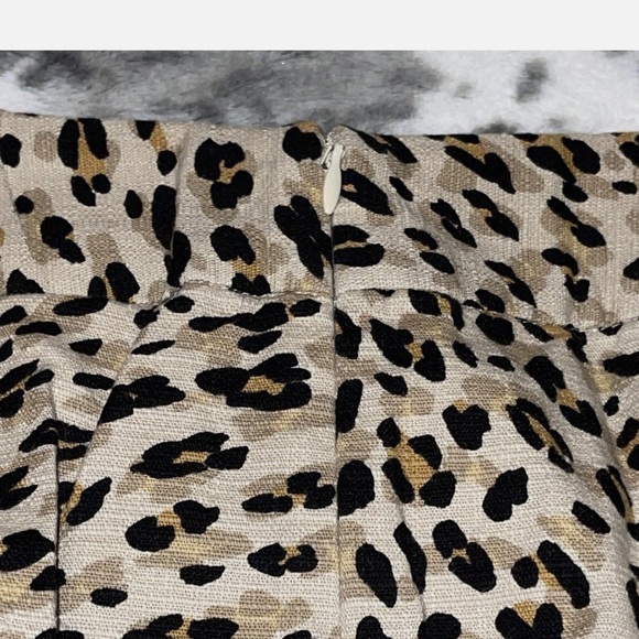 Banana Republic Animal Print Pencil Skirt - Picture 4 of 6